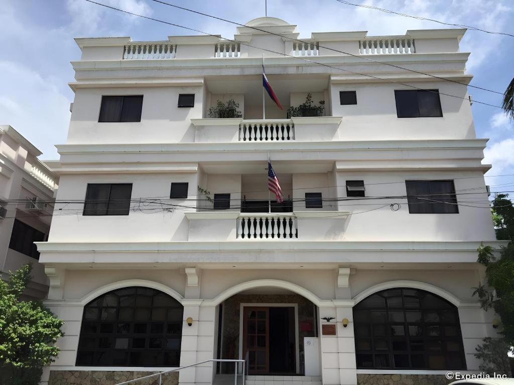 El Haciendero Private Hotel Iloilo Eksteriør bilde