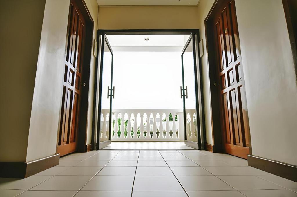 El Haciendero Private Hotel Iloilo Eksteriør bilde