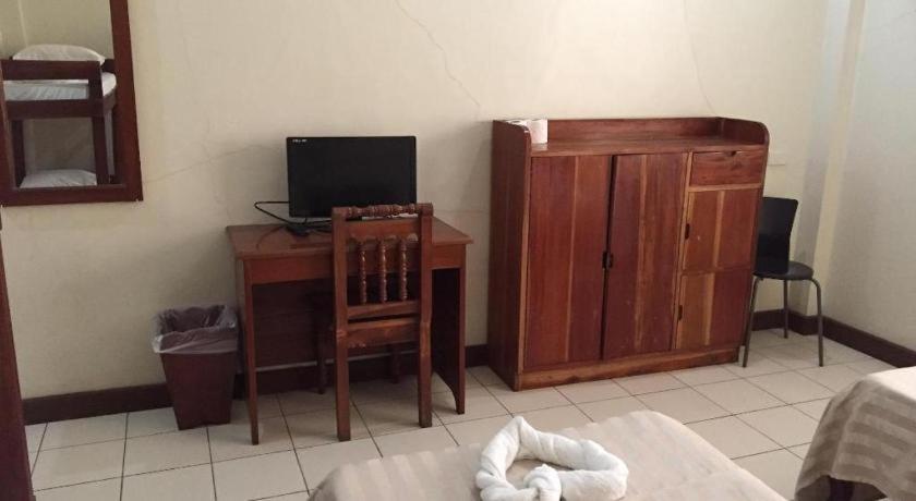 El Haciendero Private Hotel Iloilo Eksteriør bilde