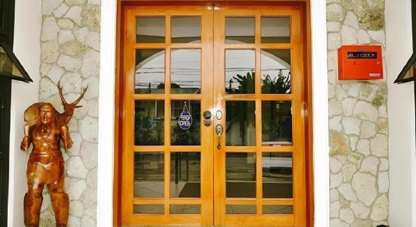 El Haciendero Private Hotel Iloilo Eksteriør bilde